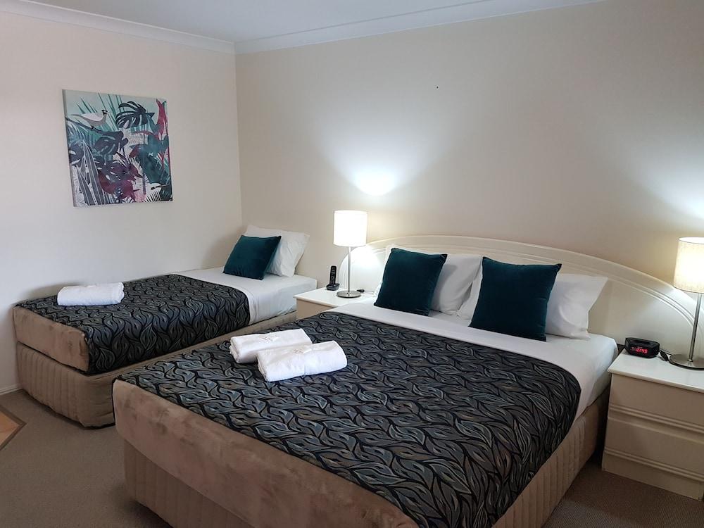 Rockhampton Palms Motor Inn Zewnętrze zdjęcie